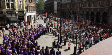 popchoir-at-the-london-marathon-1